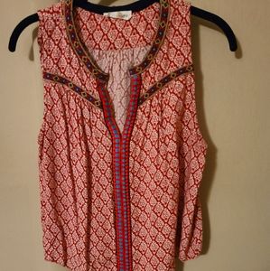 Cropped patterned tank